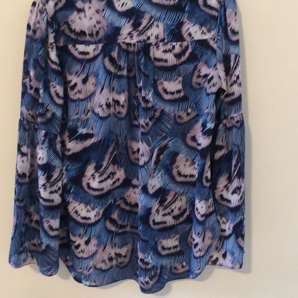 Top - Picture 2 of 3